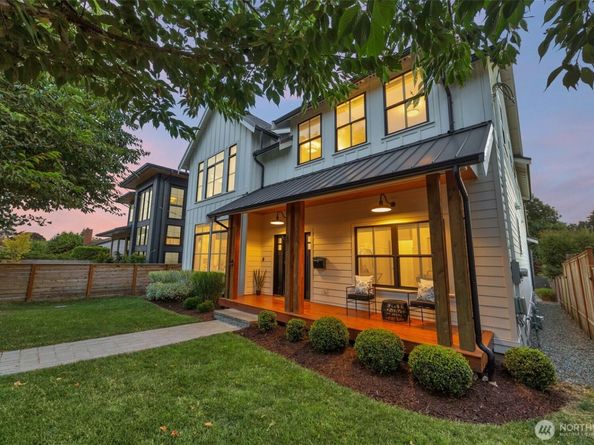 3647 33rd Avenue W, Seattle WA 98199