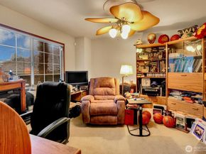 32807 12th Avenue SW, Federal Way WA 98023