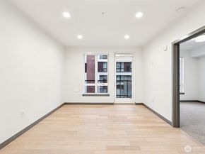 11903 NE 128th Street 320, Kirkland WA 98034