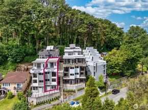 1019 Sturgus Avenue S A, Seattle WA 98144