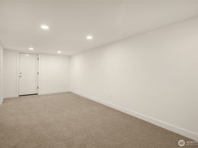 2032 NE 123rd Street, Seattle WA 98125