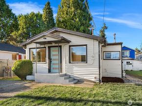 12215 44th Avenue S, Tukwila WA 98178