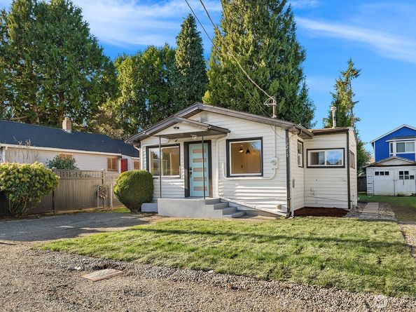 12215 44th Avenue S, Tukwila WA 98178