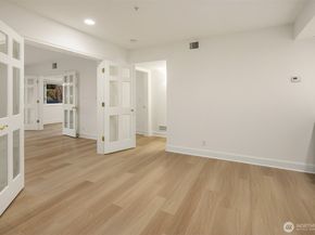 7 10th Avenue, Kirkland WA 98033