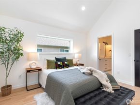 1556 S Pearl Street B, Seattle WA 98108