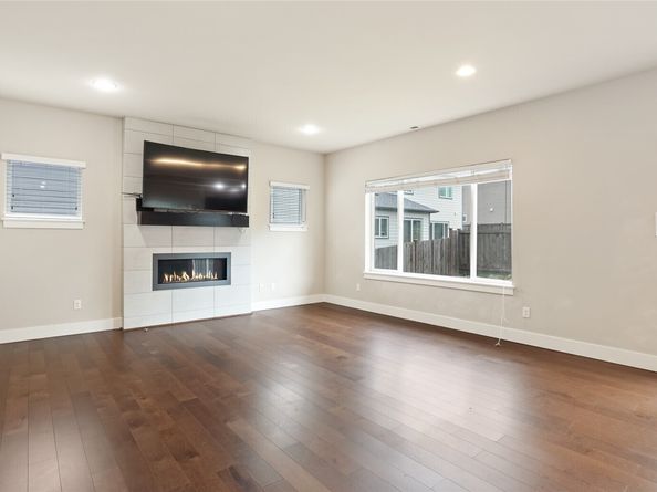 21417 43RD Drive SE, Bothell WA 98021
