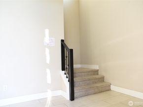 21417 43RD Drive SE 19, Bothell WA 98021