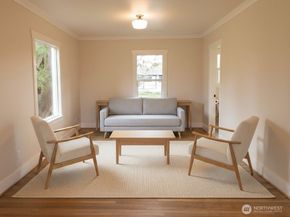 917 McKenzie Avenue, Bremerton WA 98337