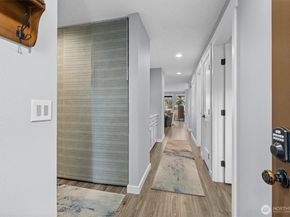 601 S 227th Street 308N, Des Moines WA 98198