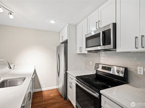 4415 145th Avenue NE H5, Bellevue WA 98007