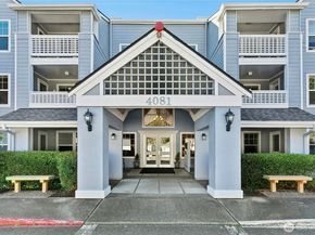 4081 224th Lane SE 202, Issaquah WA 98029