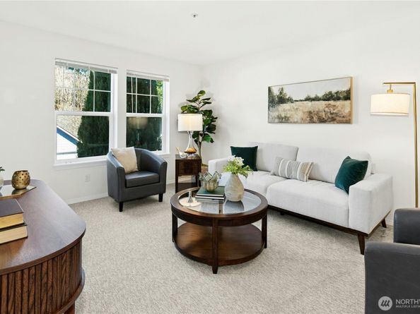 4081 224th Lane SE 202, Issaquah WA 98029