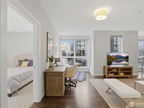 308 N 68th Street 205, Seattle WA 98103