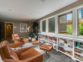 275 W Roy Street 109, Seattle WA 98119