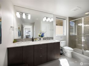 2220 Franklin Avenue E C, Seattle WA 98102