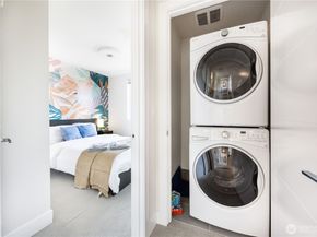 2220 Franklin Avenue E C, Seattle WA 98102