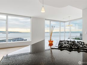 2929 1st Avenue 914, Seattle WA 98121