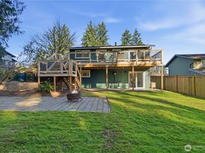 9211 NE 136th Pl, Kirkland WA 98034