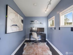 335 N 104th Street, Seattle WA 98133