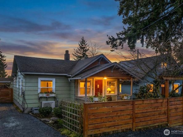 335 N 104th Street, Seattle WA 98133