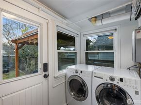 335 N 104th Street, Seattle WA 98133