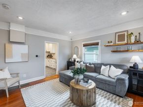 335 N 104th Street, Seattle WA 98133