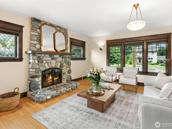 307 Avenue C, Snohomish WA 98290