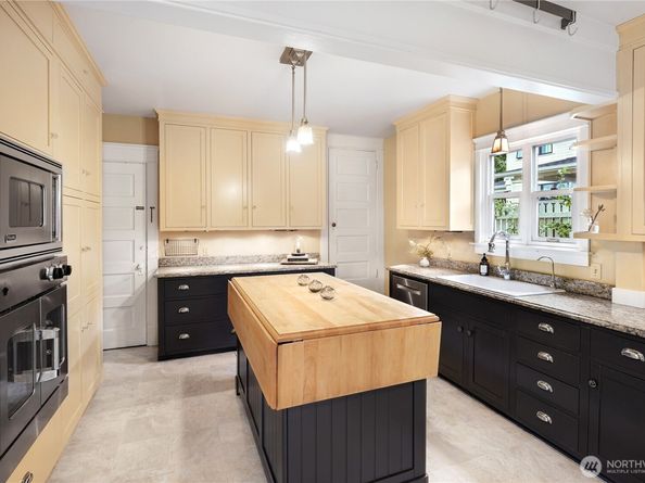 307 Avenue C, Snohomish WA 98290