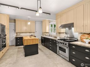 307 Avenue C, Snohomish WA 98290