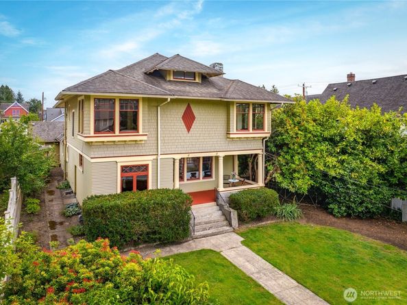 307 Avenue C, Snohomish WA 98290