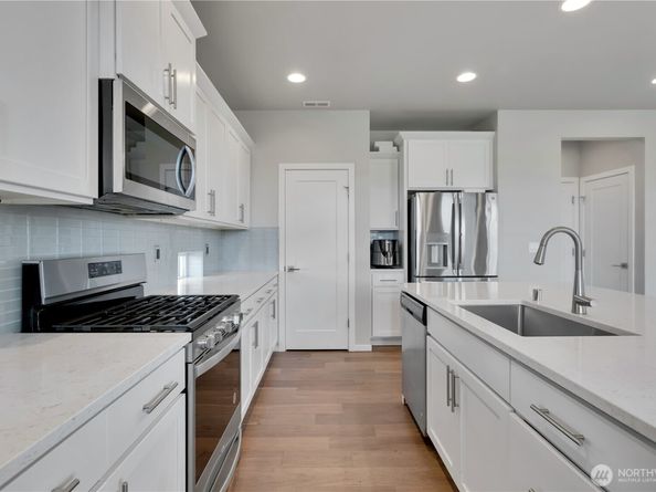 12478 SE 301st Place, Auburn WA 98092