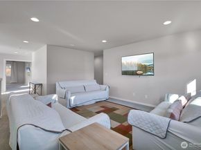 12478 SE 301st Place, Auburn WA 98092