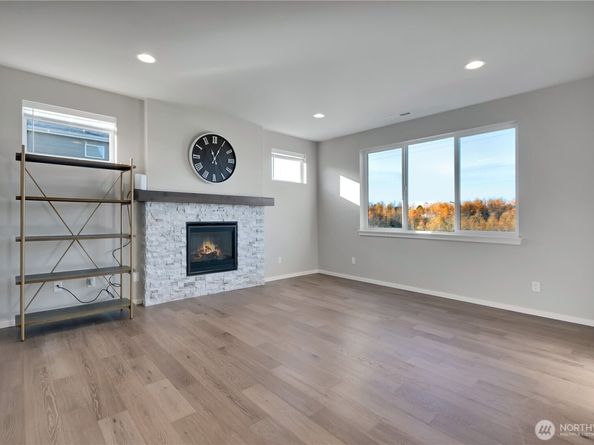 12478 SE 301st Place, Auburn WA 98092