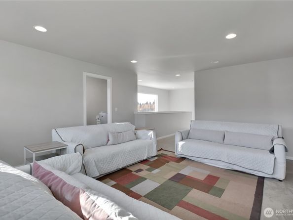 12478 SE 301st Place, Auburn WA 98092