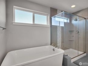 12478 SE 301st Place, Auburn WA 98092