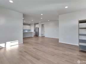 12478 SE 301st Place, Auburn WA 98092