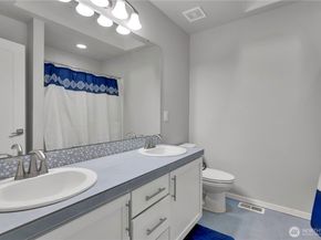 12478 SE 301st Place, Auburn WA 98092