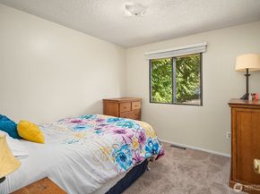 13113 80th Avenue NE, Kirkland WA 98034