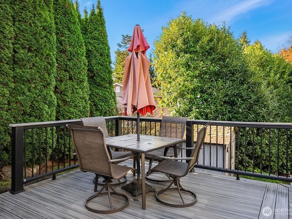 13113 80th Avenue NE, Kirkland WA 98034