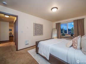 11532 15th Avenue NE 401, Seattle WA 98125