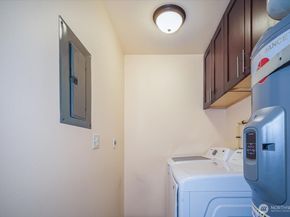 11532 15th Avenue NE 401, Seattle WA 98125