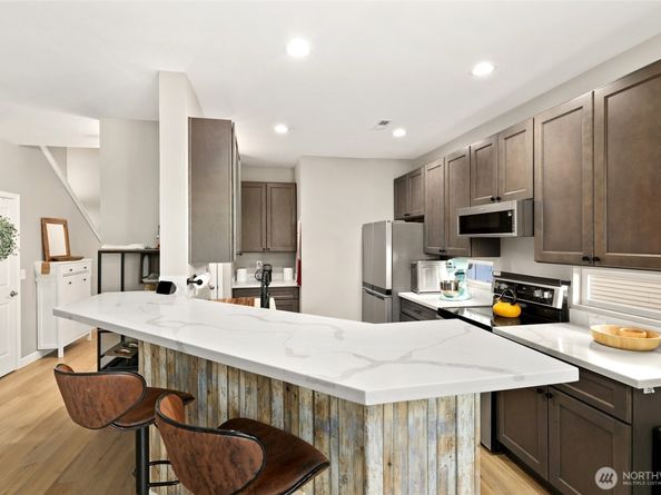 3240 SE 12th Street 1037, Renton WA 98058