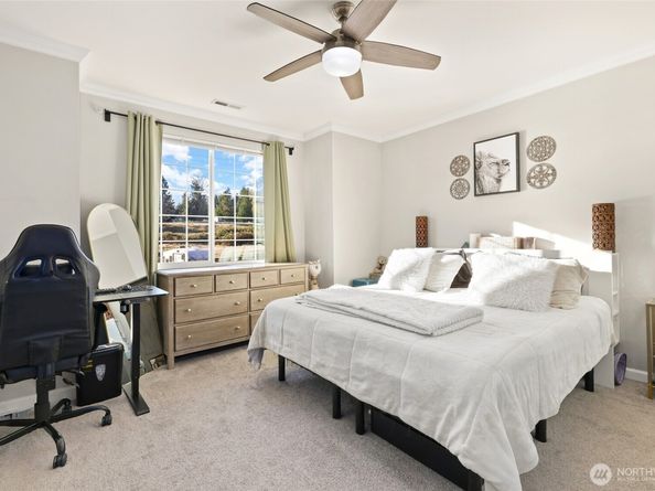 3240 SE 12th Street 1037, Renton WA 98058