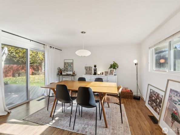 16602 126th Avenue SE, Renton WA 98058