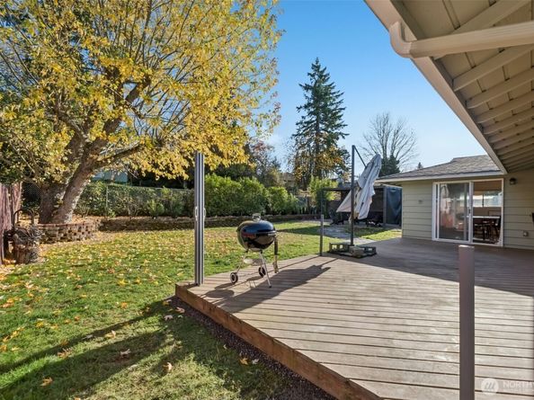 16602 126th Avenue SE, Renton WA 98058