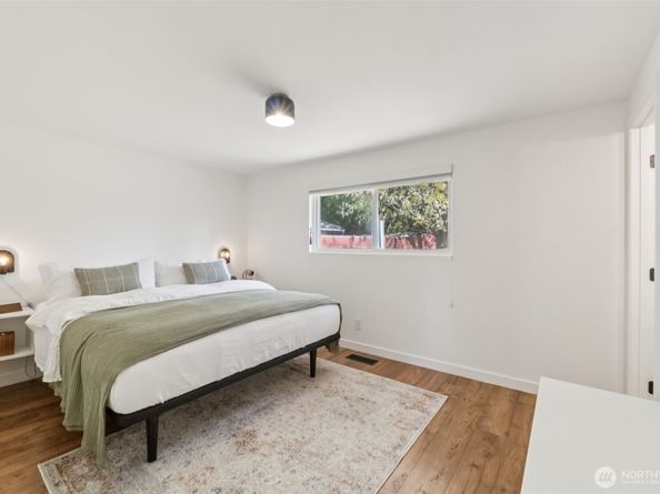 16602 126th Avenue SE, Renton WA 98058