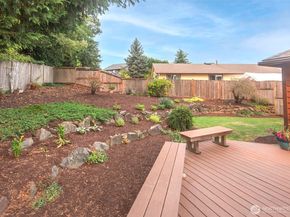 21028 36th Place W, Lynnwood WA 98036