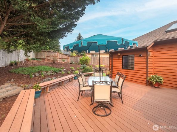 21028 36th Place W, Lynnwood WA 98036