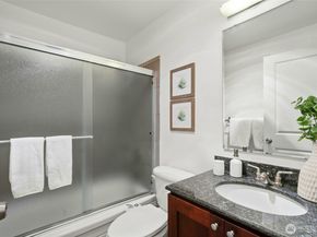 705 E Republican Street  403, Seattle WA 98102