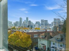 705 E Republican Street  403, Seattle WA 98102